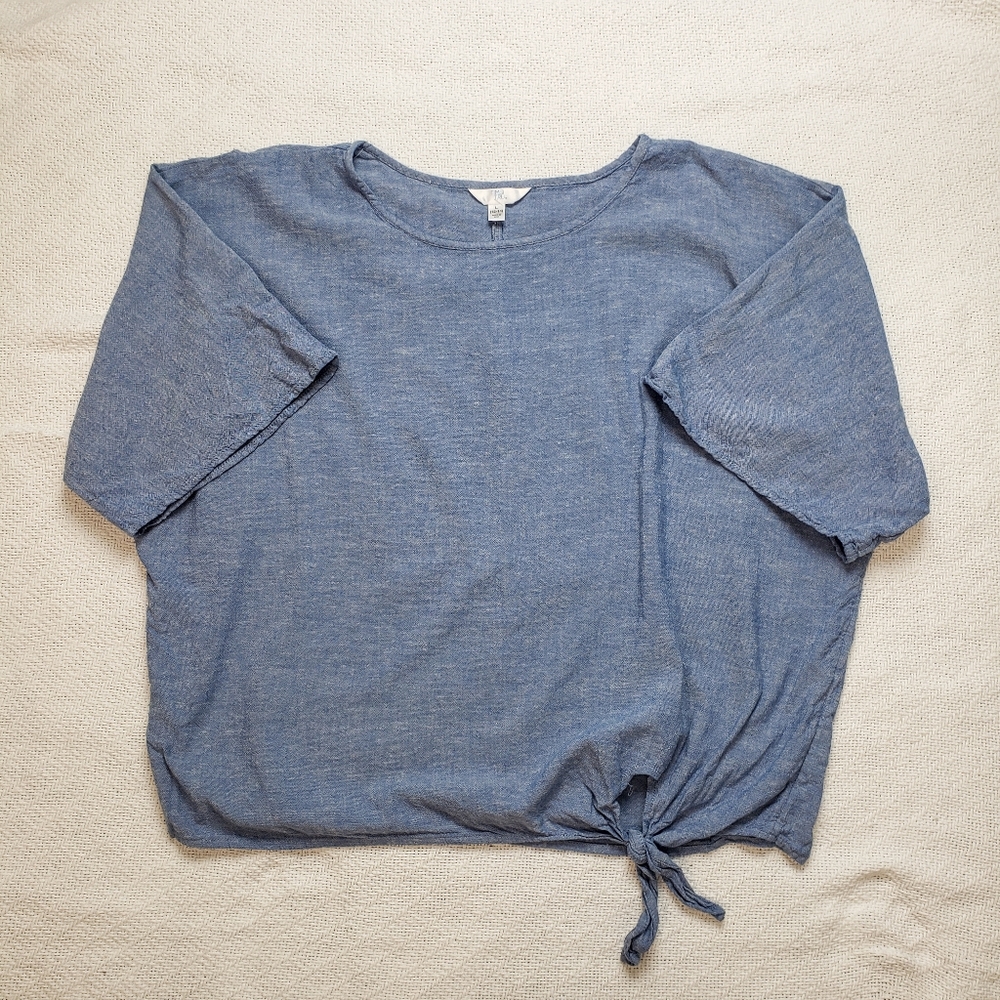 Time and Tru chambray top Large